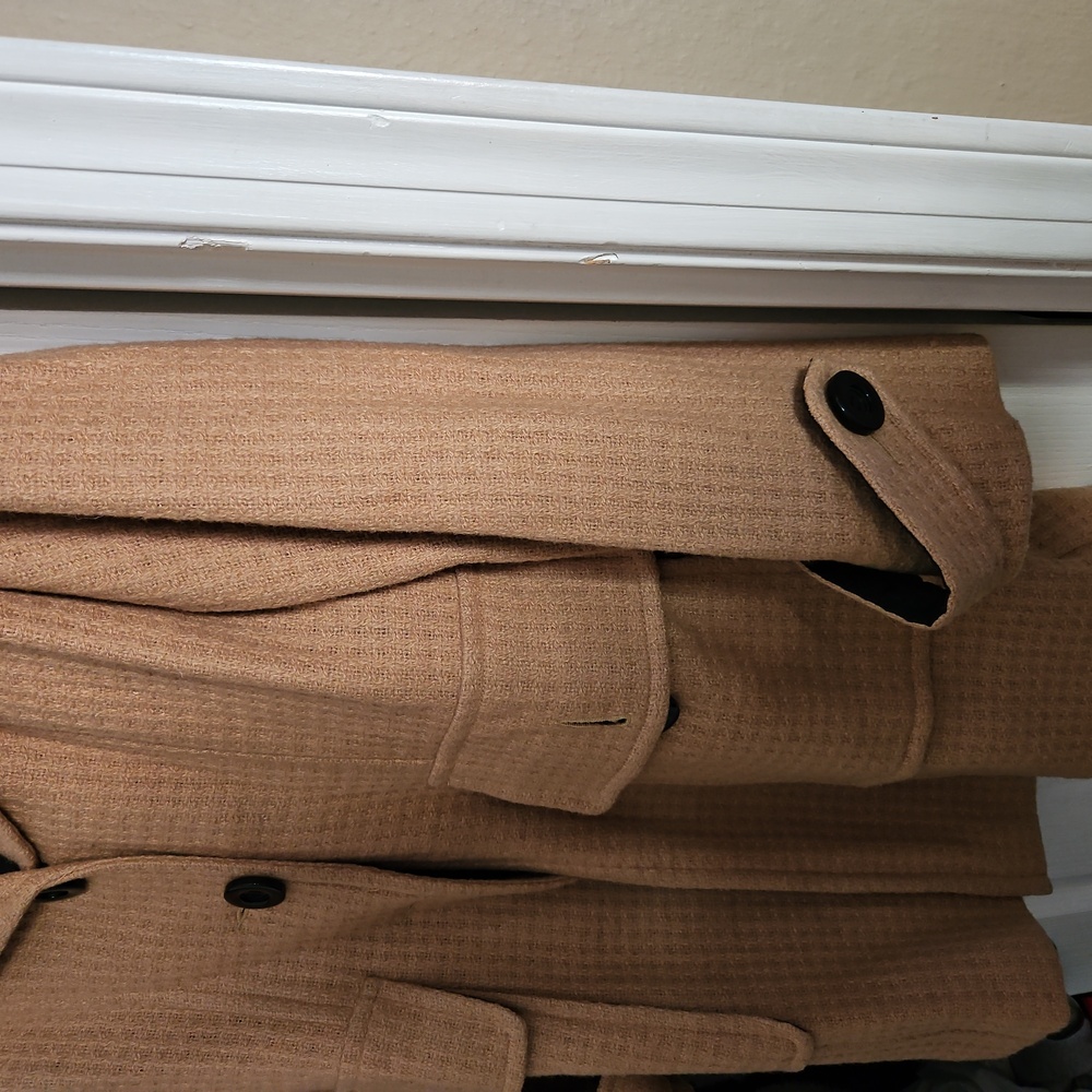 Taunt Coat - Picture 7 of 7